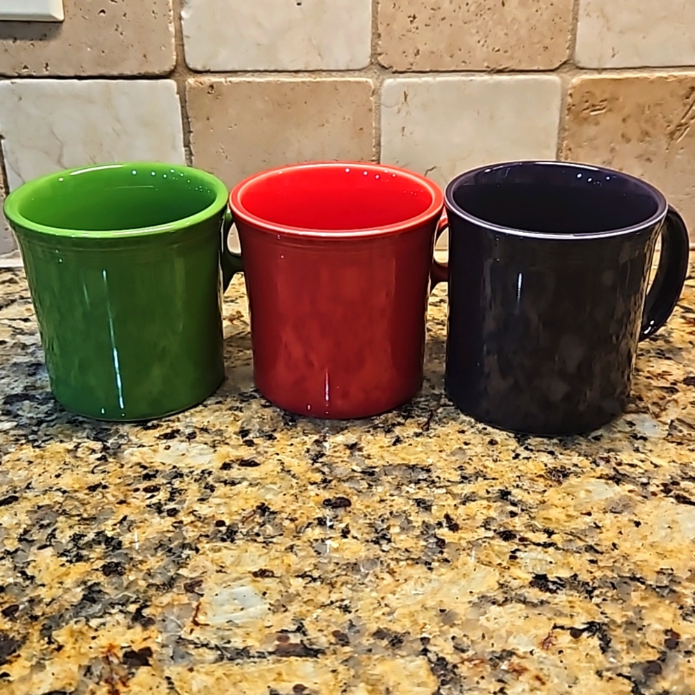 FIESTA SET 3 GREEN RED PURPLE MUGS VINTAGE FIESTA